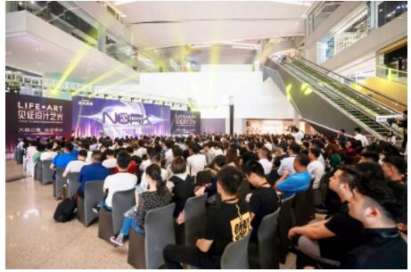 500人親臨現(xiàn)場 500人親臨現(xiàn)場